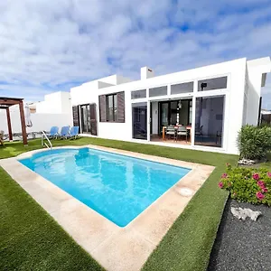 Villa Casa Sol Y Mar Azul Un'oasi A Due Passi Dal Mare, Playa Blanca (Lanzarote)
